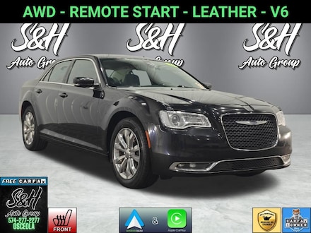 2021 Chrysler 300 Touring Sedan