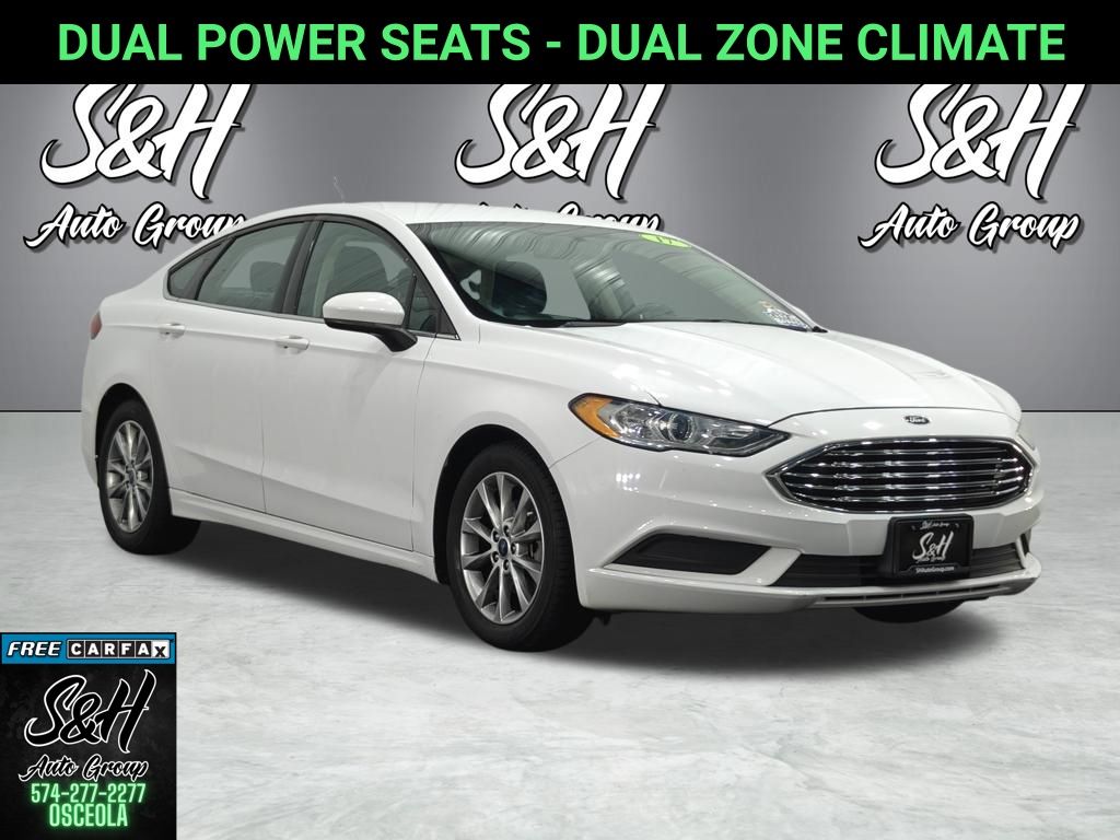 2017 Ford Fusion SE FWD's photo