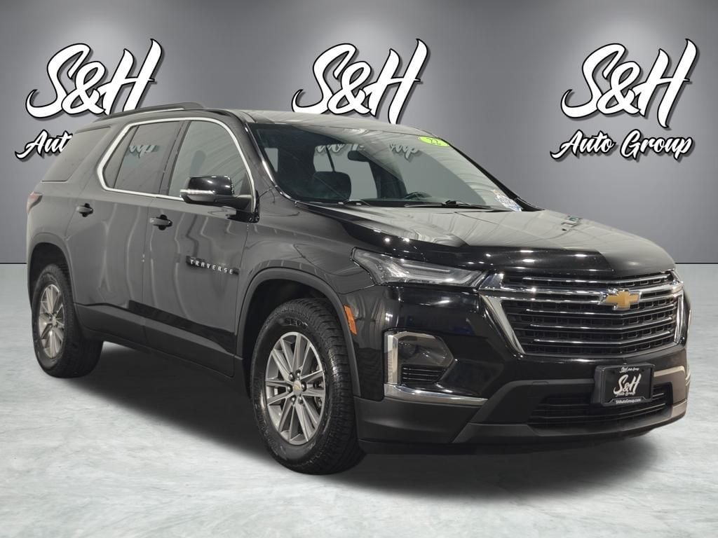 Used 2022 Chevrolet Traverse LT SUV