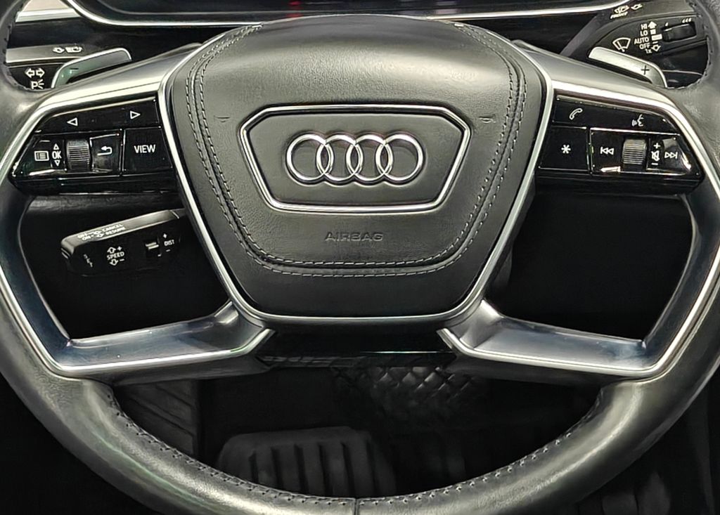 2021 Audi A8 L 55 photo 2