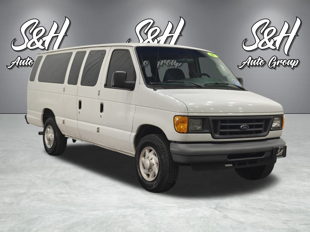 Used 2007 Ford E-350SD XLT Minivan/Van
