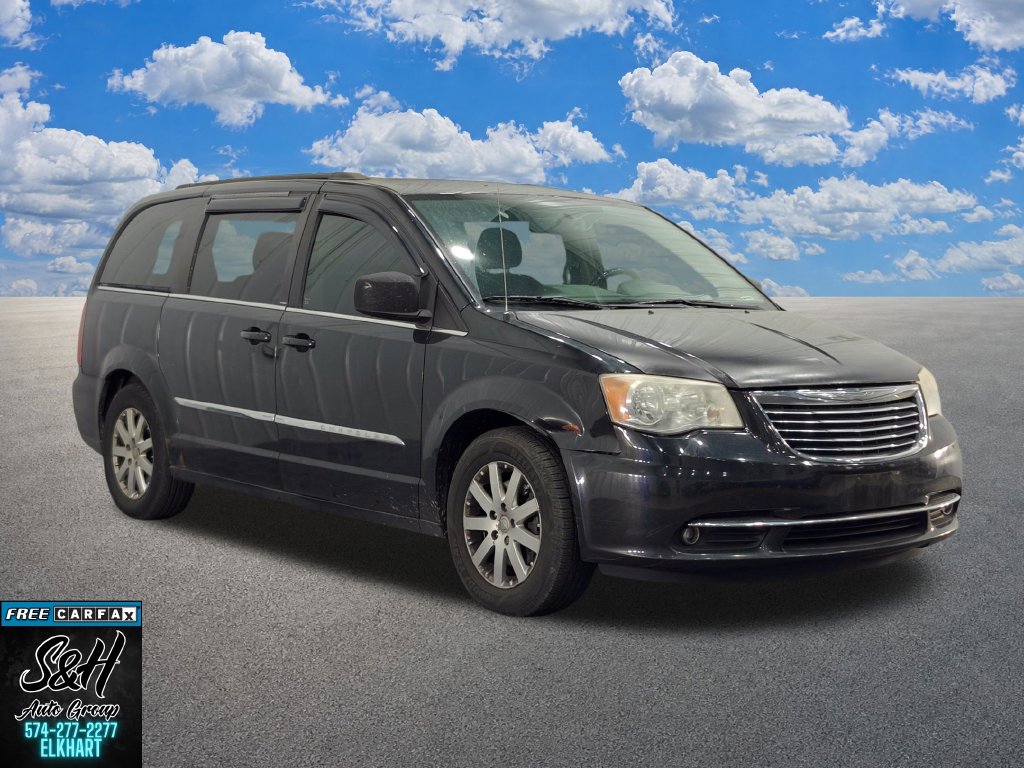 Used 2013 Chrysler Town & Country Touring Minivan/Van