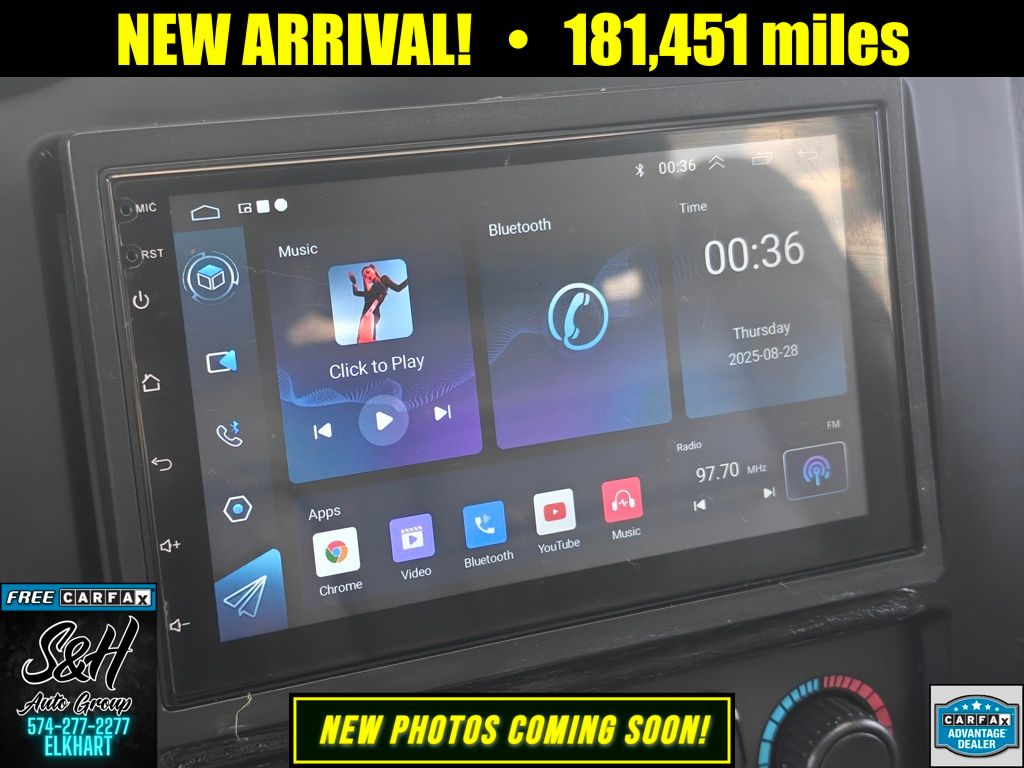 2004 Hummer H2 Base photo 2