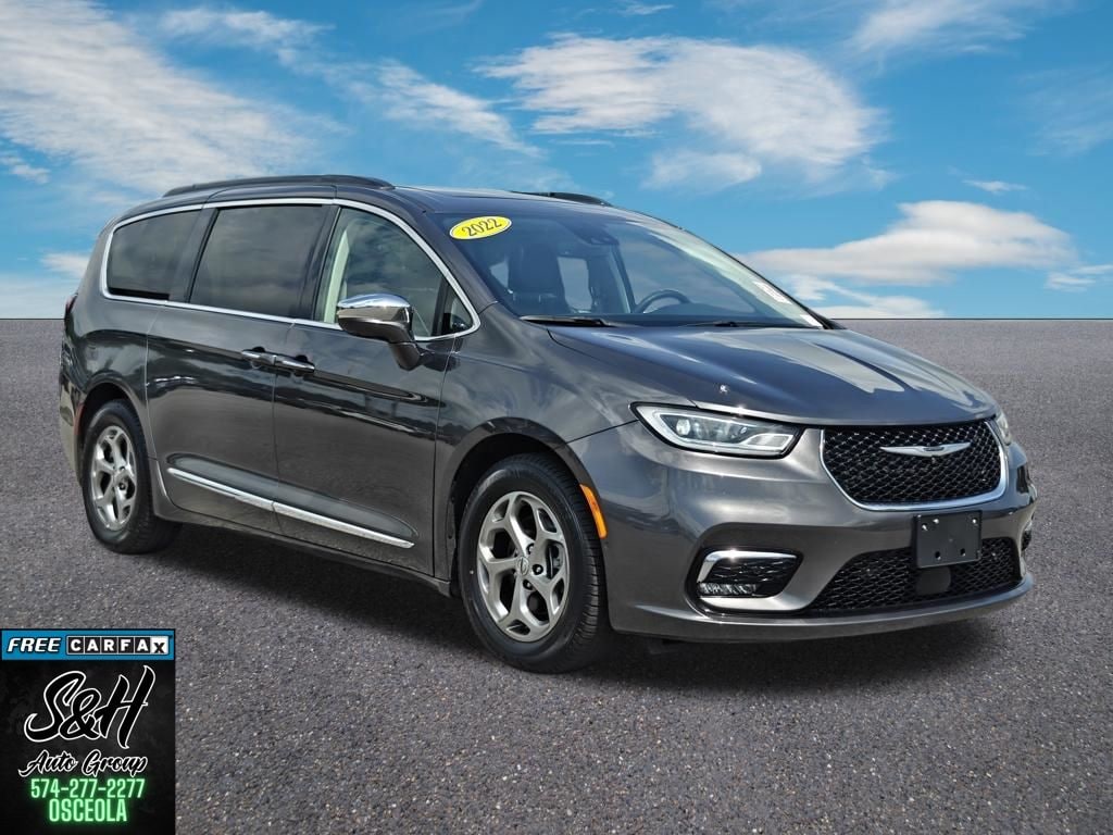 Used 2022 Chrysler Pacifica Limited Minivan/Van