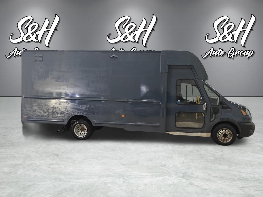 2021 Ford Transit Cutaway Base - Photo 20