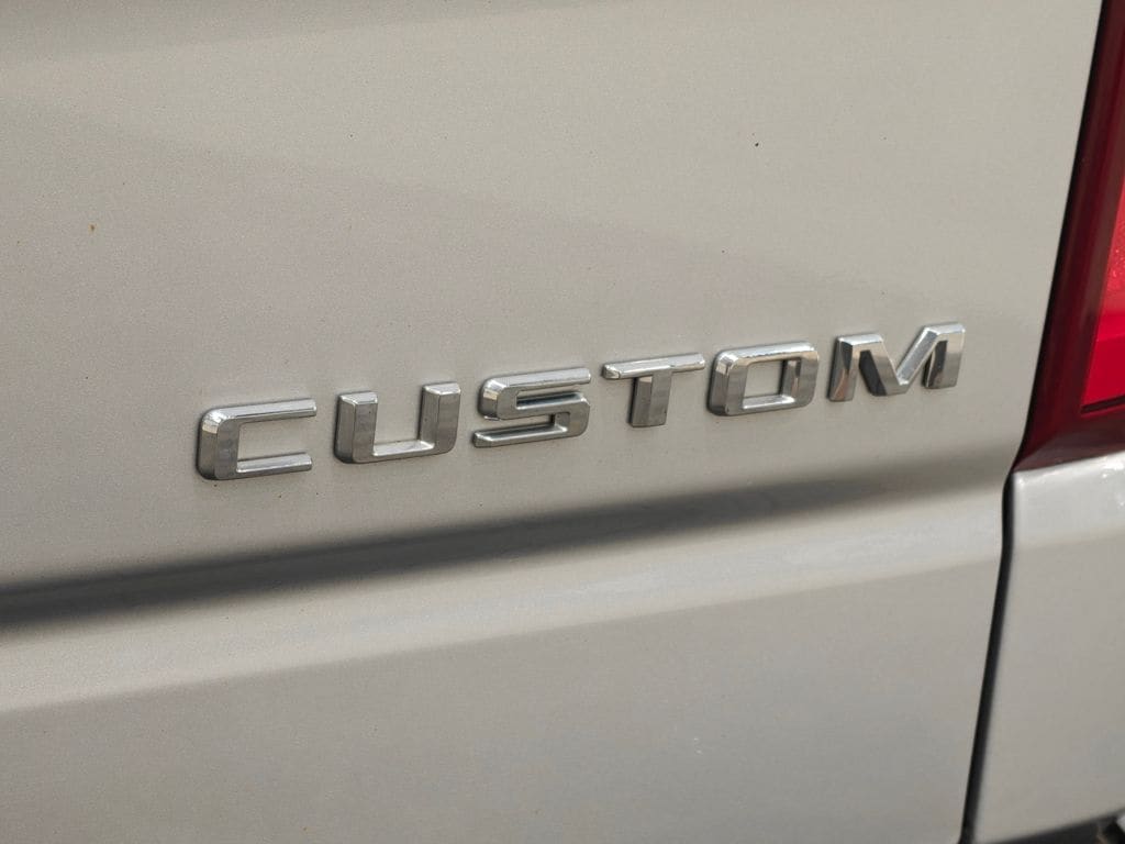 2022 Chevrolet Silverado 1500 Limited Custom - Photo 44