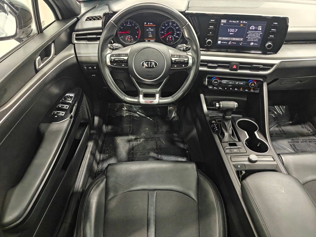2021 Kia K5 GT-Line photo 3