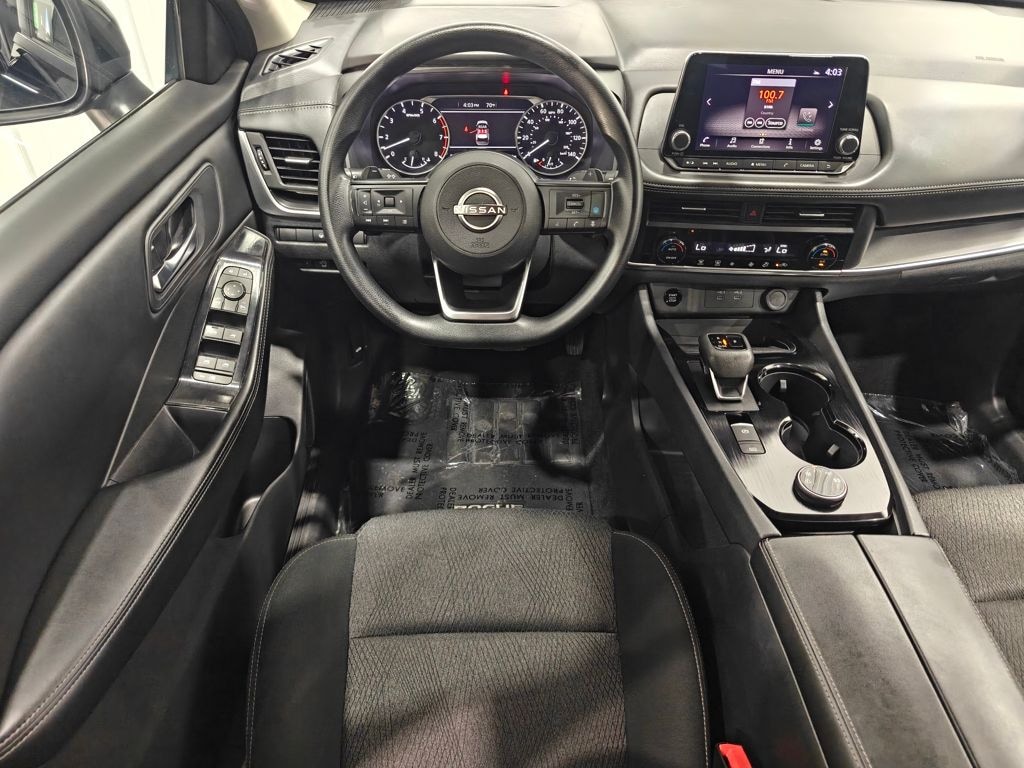 Used 2024 Nissan Rogue SV SUV