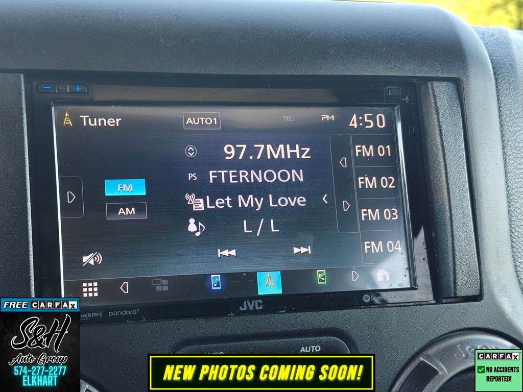 2017 Jeep Wrangler Unlimited Sport photo 2