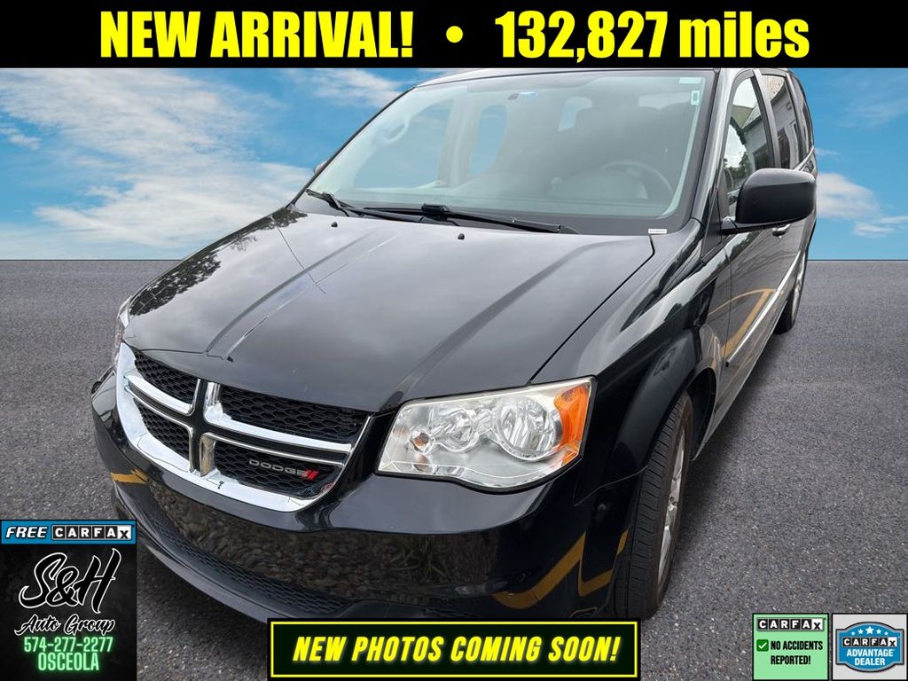 2014 Dodge Grand Caravan SE photo 2