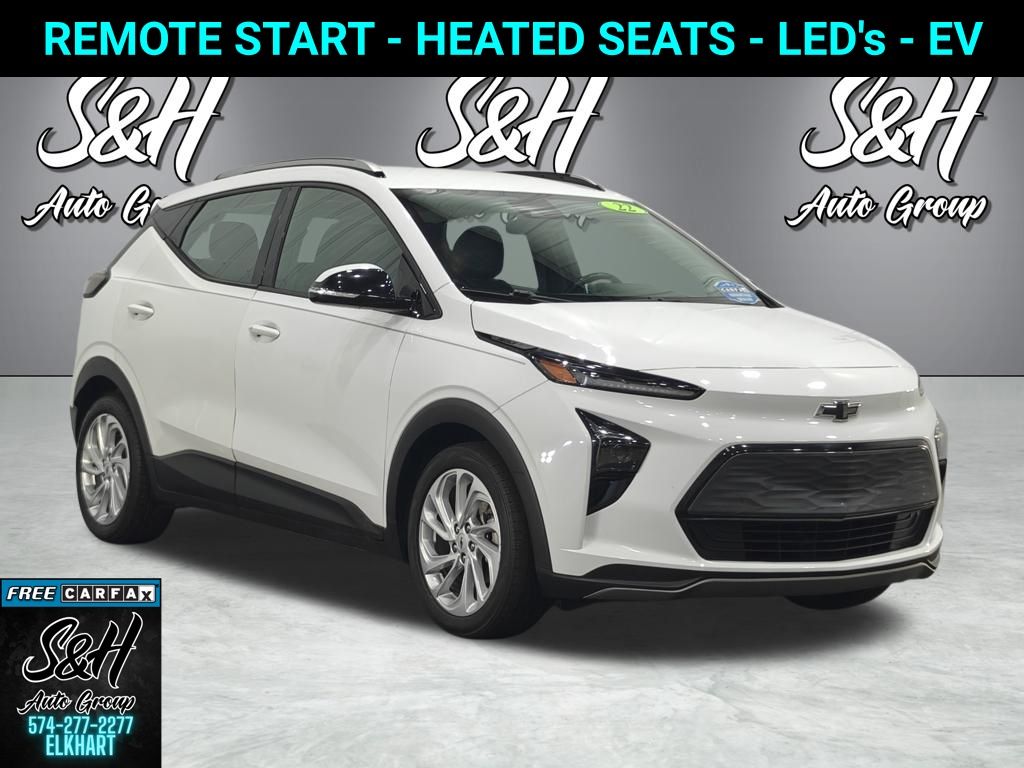 2022 Chevrolet Bolt EUV LT's photo