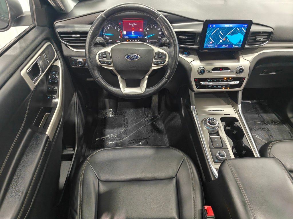 2022 Ford Explorer XLT photo 4