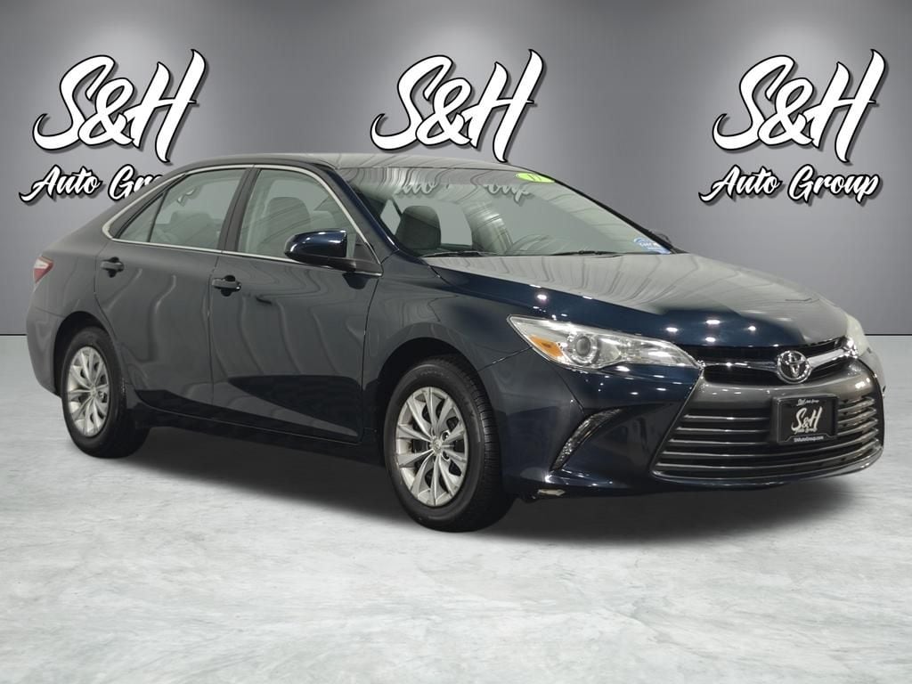 Used 2017 Toyota Camry LE Sedan