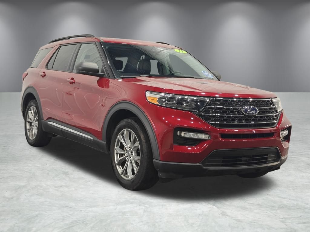 2021 Ford Explorer XLT photo 2