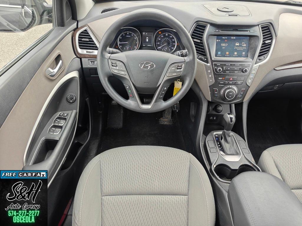 Used 2017 Hyundai Santa Fe SE SUV