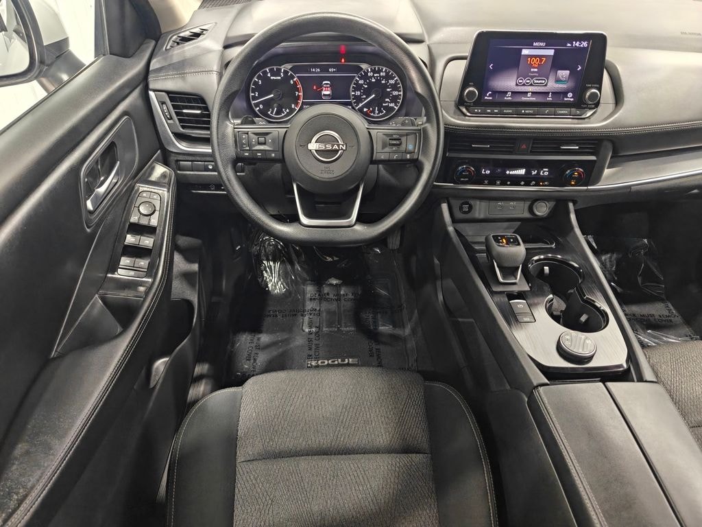 Used 2024 Nissan Rogue SV SUV