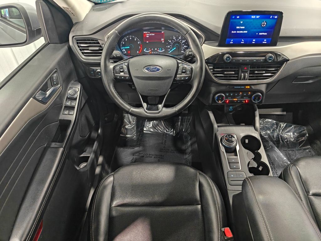 2022 Ford Escape SEL photo 4