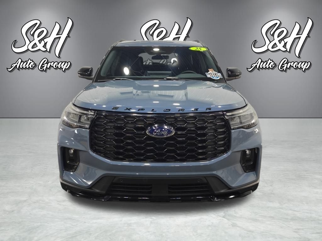 Used 2025 Ford Explorer ST-Line SUV