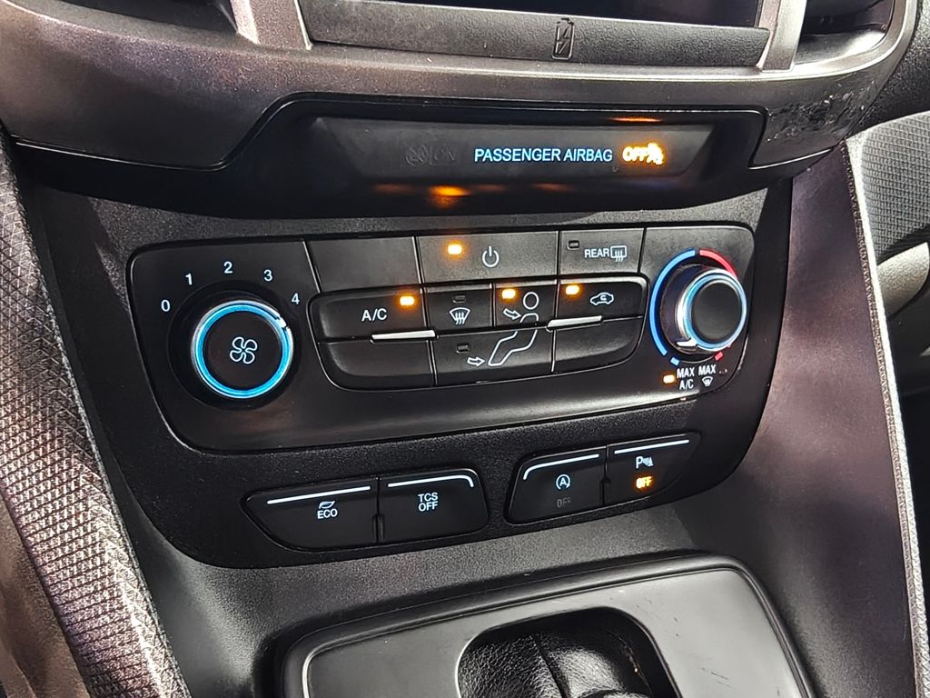 2022 Ford Transit Connect XLT - Photo 10
