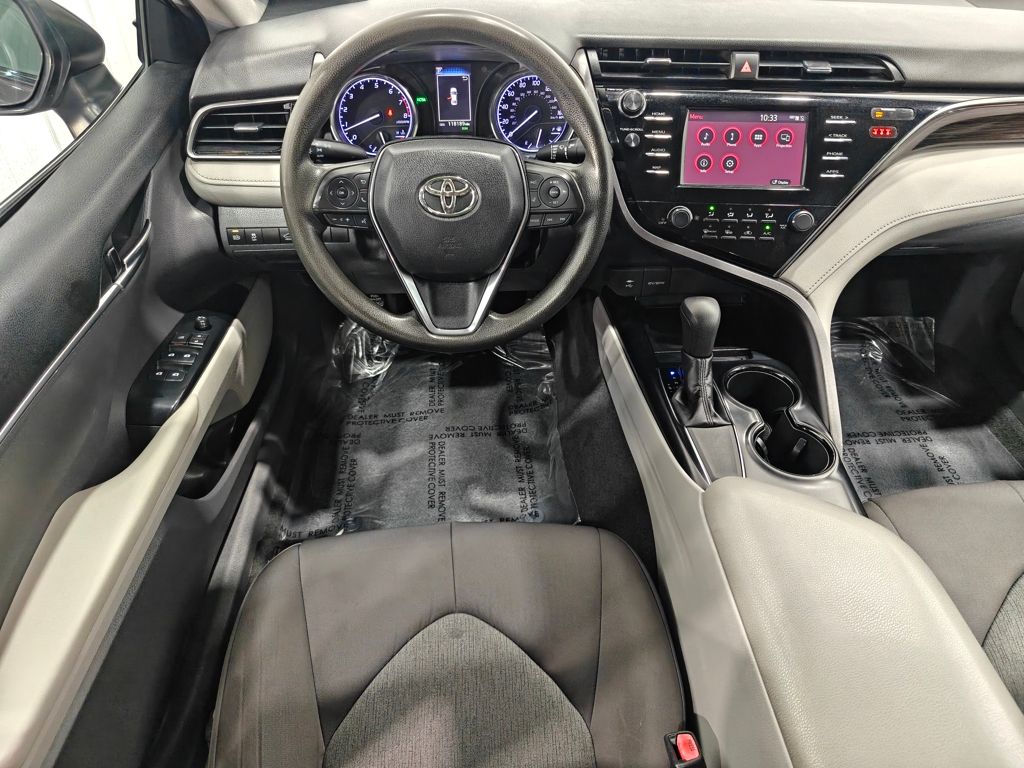 2019 Toyota Camry LE photo 2