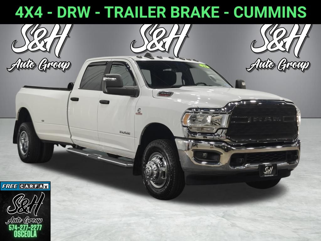 2024 RAM 3500 Big Horn 4X4 Crew Cab LWB's photo
