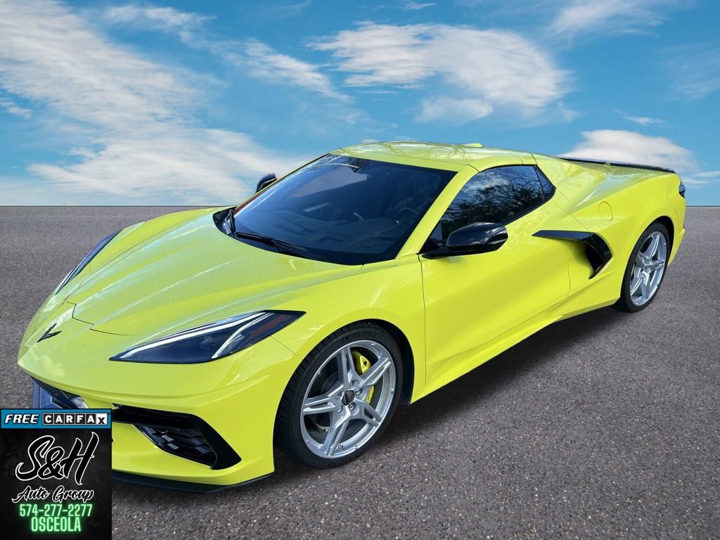2022 Chevrolet Corvette Stingray 2LT photo 2