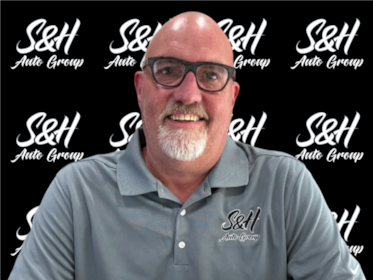 Staff member Mike Baker from ID_6d42f9