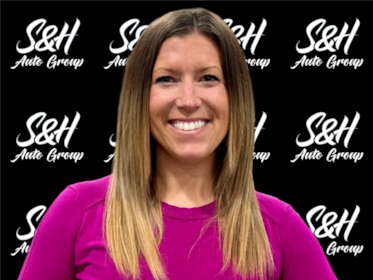 Staff member Jenny Troiola from ID_d8a329