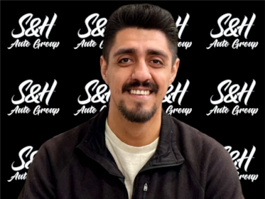 Staff member Edgar Ocampo from ID_17c4b8