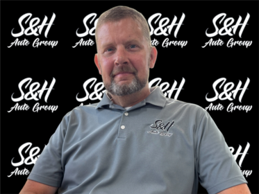 Staff member Robb Livingston from ID_6d42f9