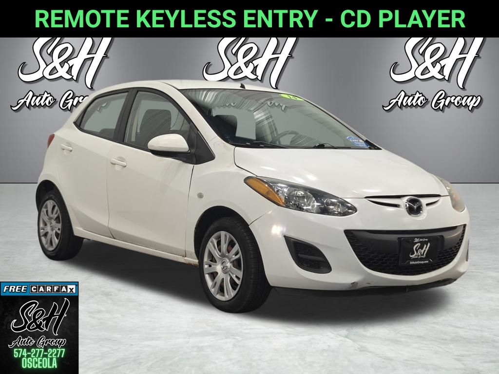 2014 Mazda Mazda2 Sport 5-Door Auto's photo