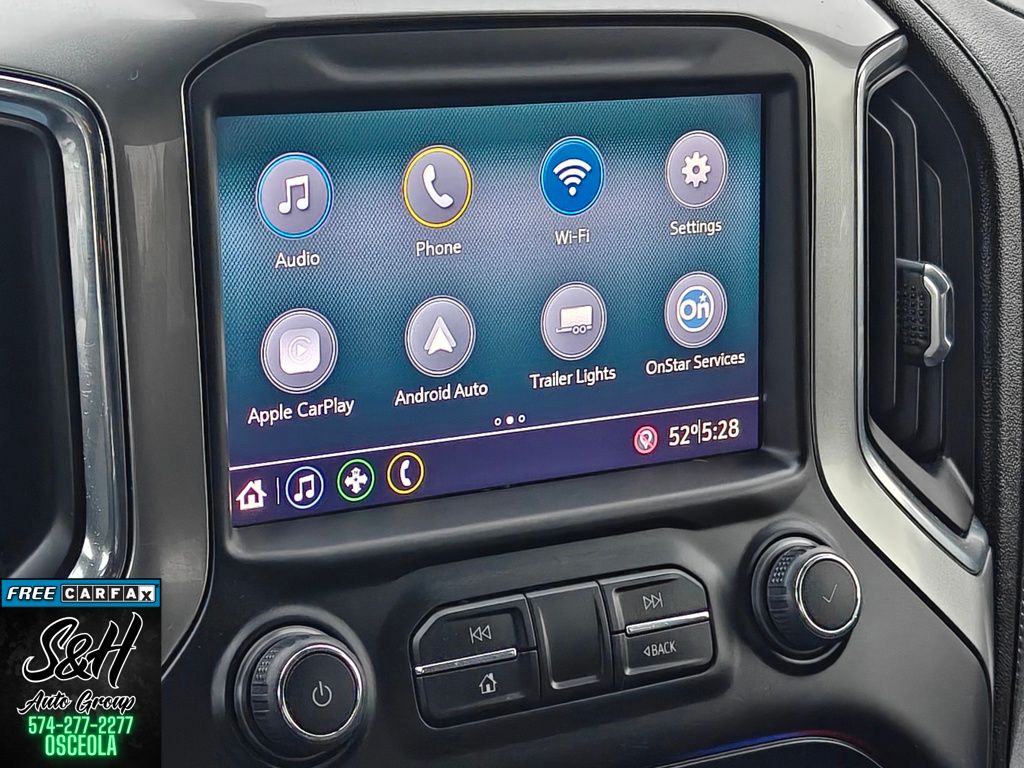 2022 Chevrolet Silverado 1500 LT photo 3