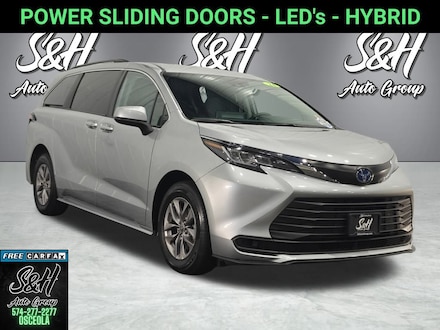 2024 Toyota Sienna LE Minivan/Van