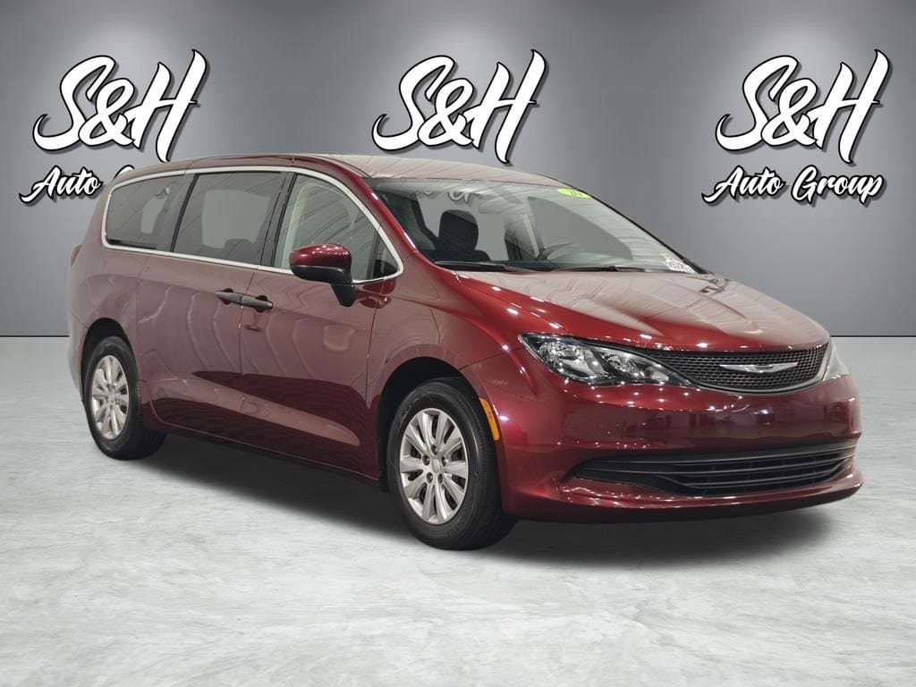 Used 2020 Chrysler Voyager L Minivan/Van