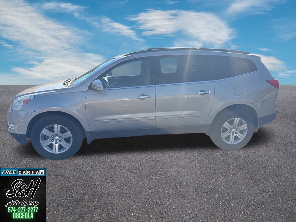 Used 2011 Chevrolet Traverse 2LT SUV