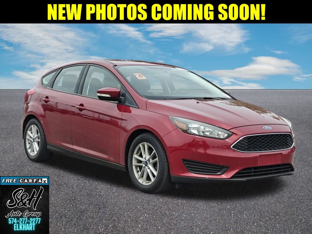 2017 Ford Focus 5 Door Hatch SE's photo