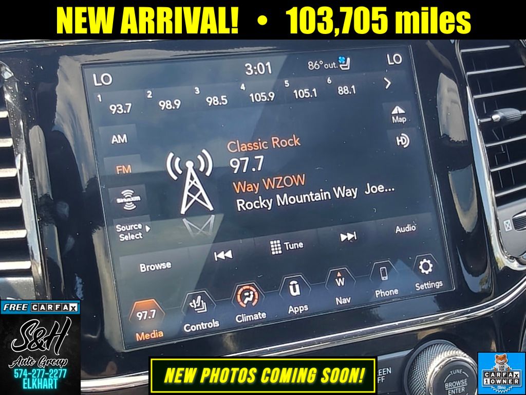 2020 Jeep Grand Cherokee Limited photo 2