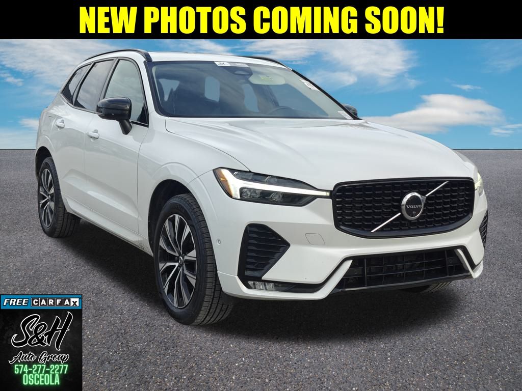 2023 Volvo XC60 Plus's photo