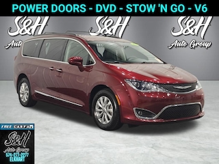 2017 Chrysler Pacifica Touring L Minivan/Van