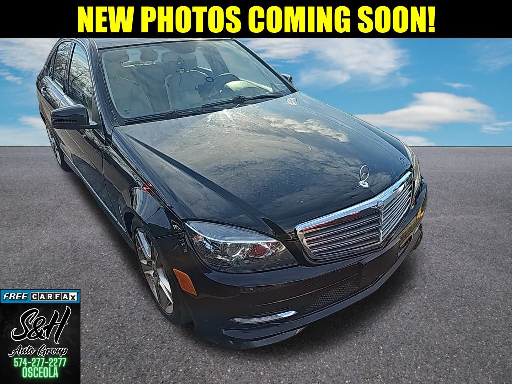 2011 Mercedes-Benz C-Class C300 Luxury's photo