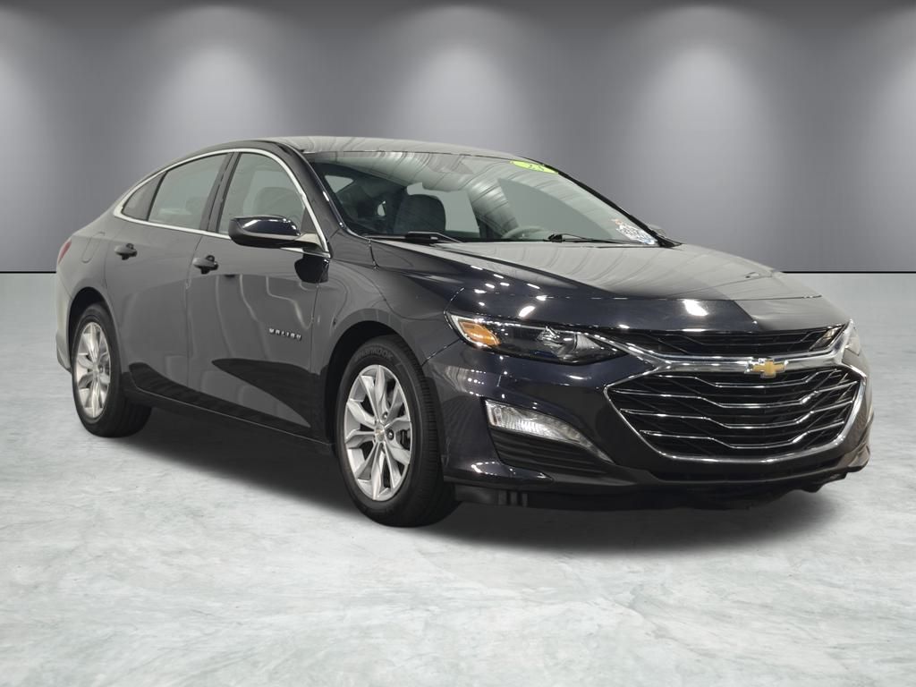 2023 Chevrolet Malibu 1LT photo 2