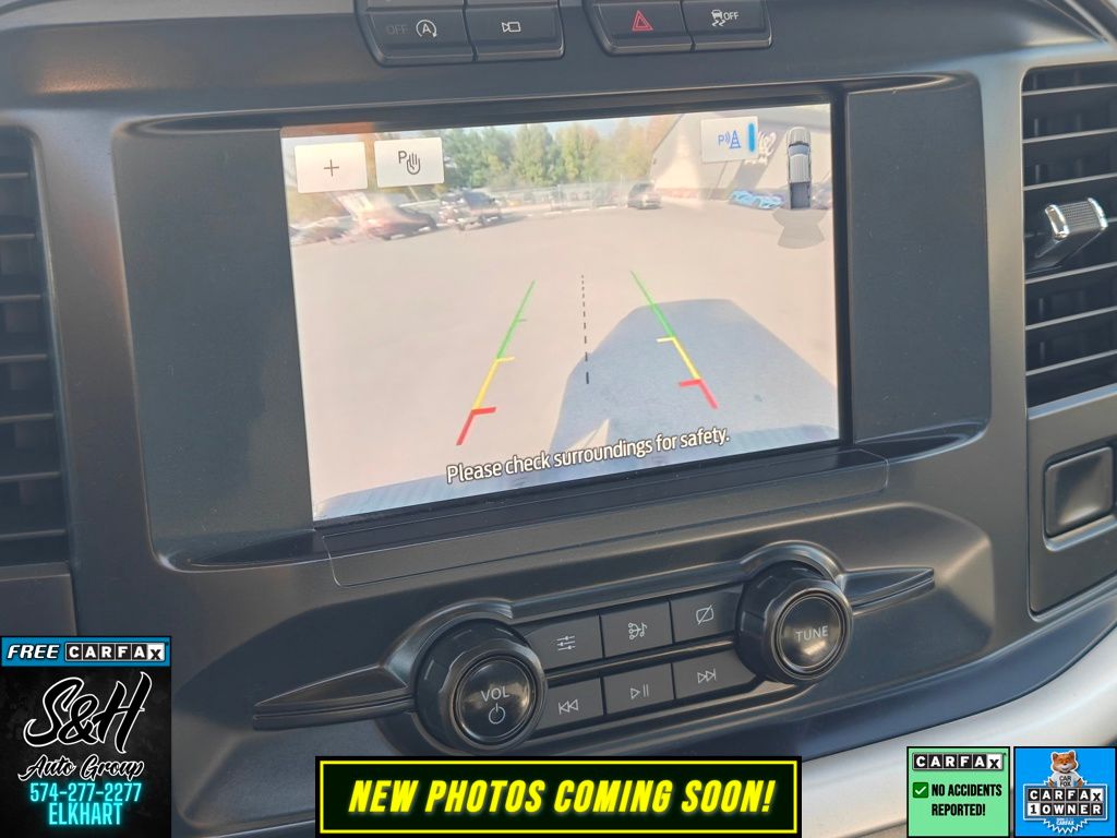 2021 Ford F-150 XL photo 3