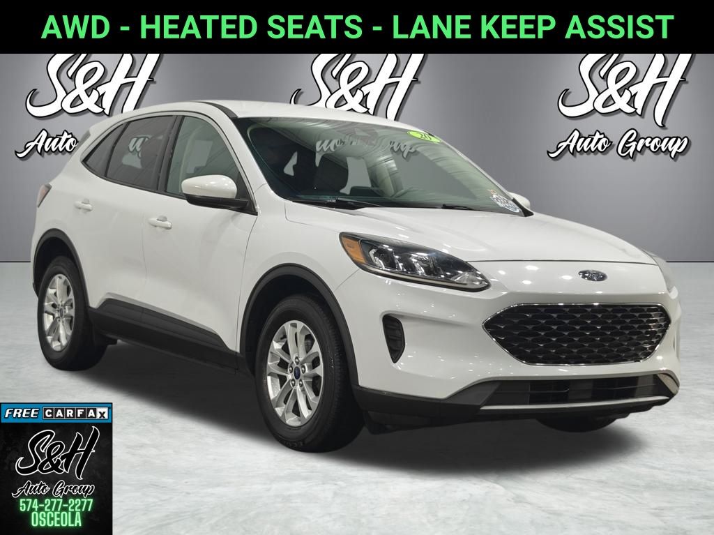 2020 Ford Escape SE's photo