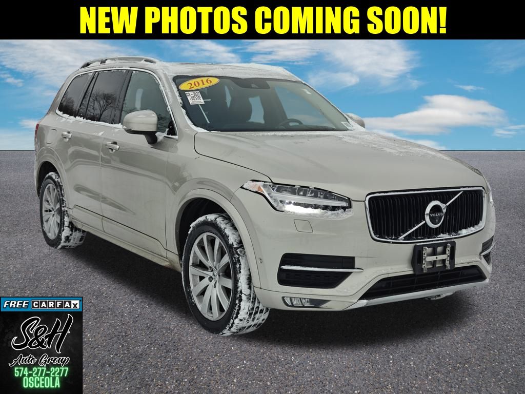2016 Volvo XC90 Momentum's photo