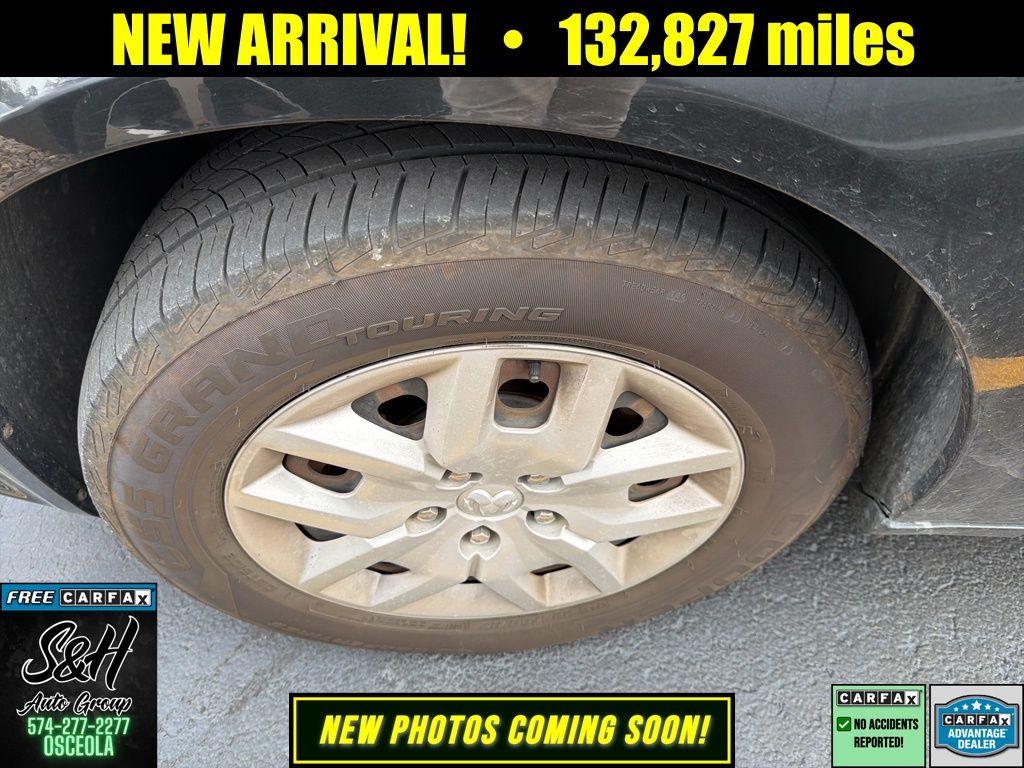 2014 Dodge Grand Caravan SE photo 3