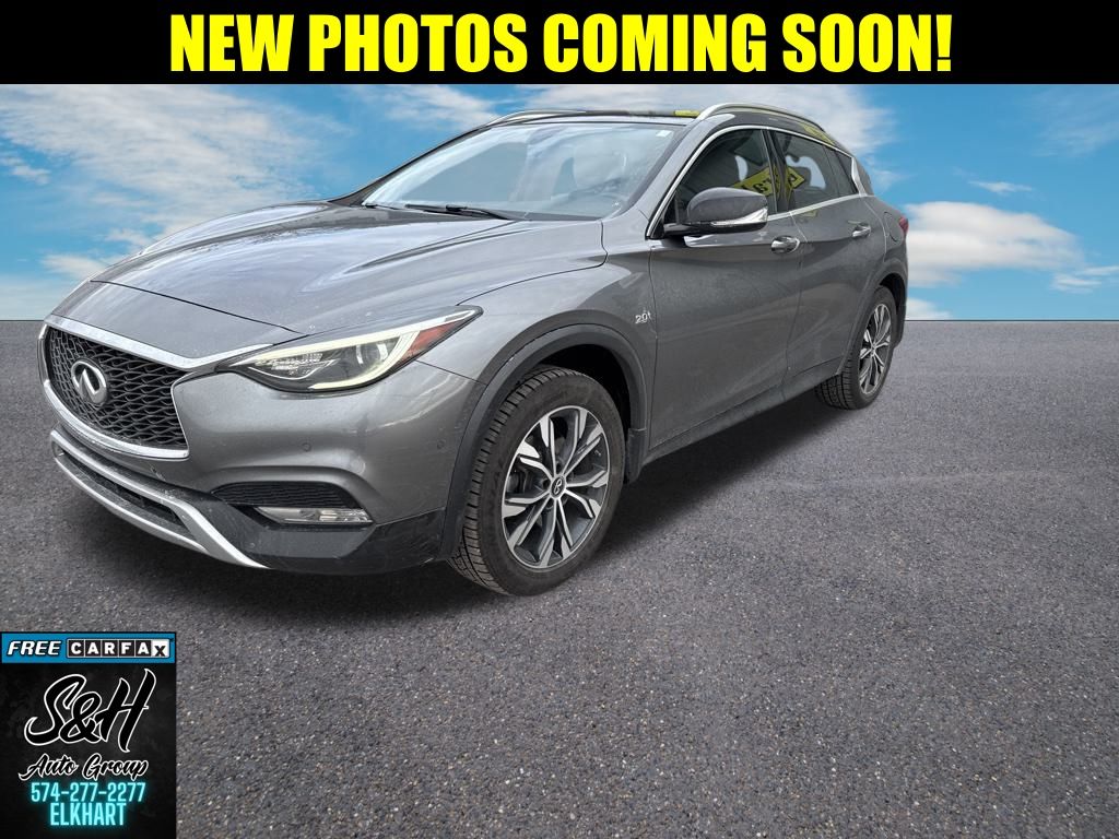 2018 INFINITI QX30 Premium's photo