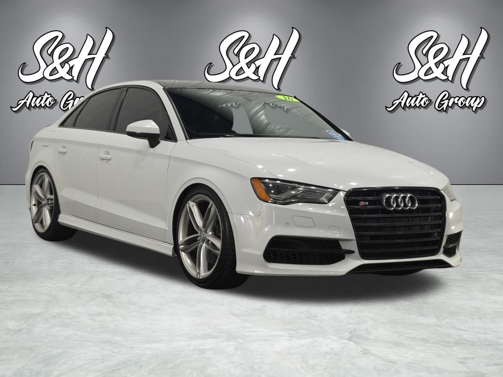2016 Audi S3 Prestige photo 2