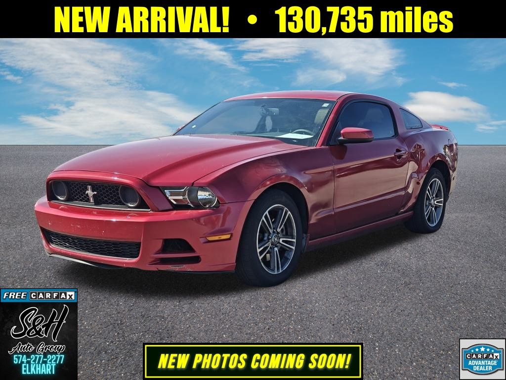 2013 Ford Mustang V6 Premium photo 3