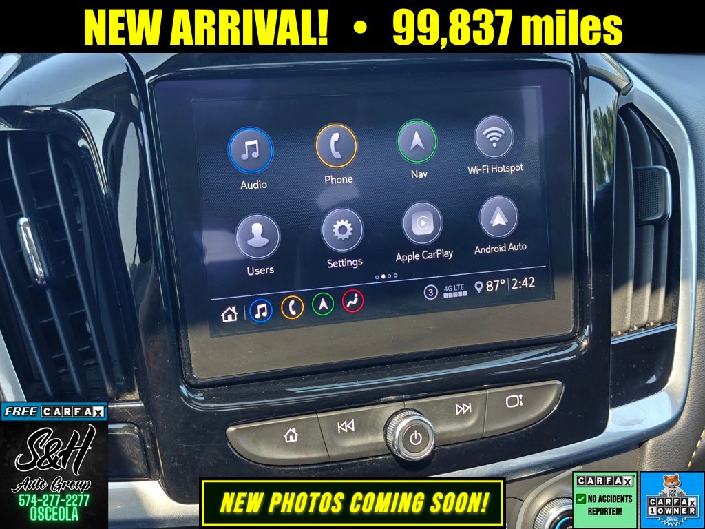 2020 Chevrolet Traverse RS photo 2