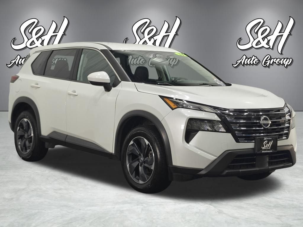 Used 2024 Nissan Rogue SV SUV